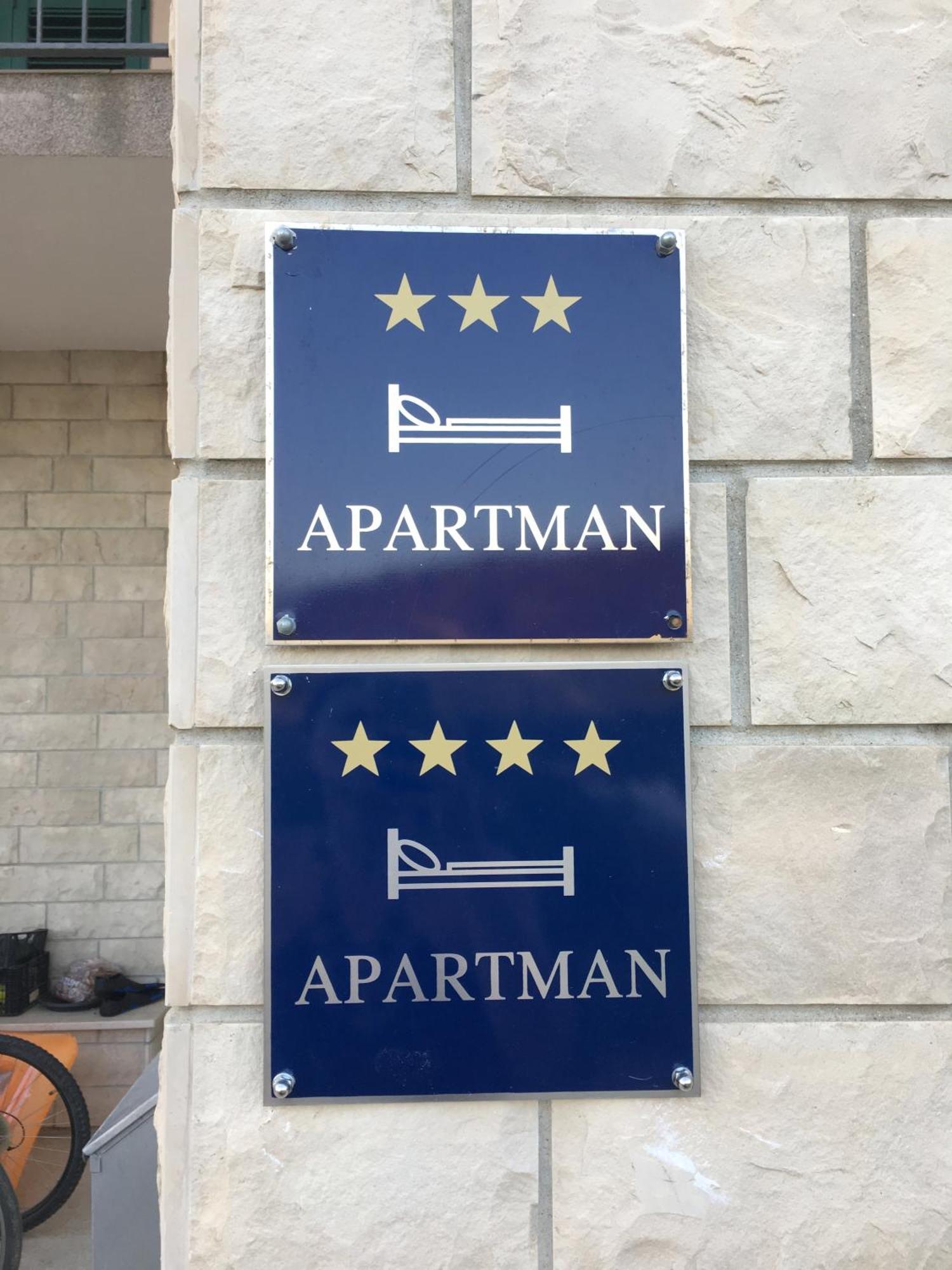 Apartments Ladesta Lastovo Exterior photo